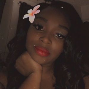 Meet your Posher, Monisha